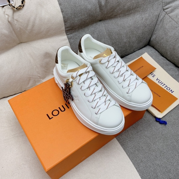 👑👑Louis Vuitton Nice sneakers 👟👟 - Picture 9 of 9